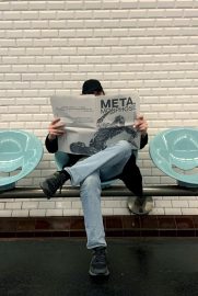 Métamorphose - Lecture dans le métro